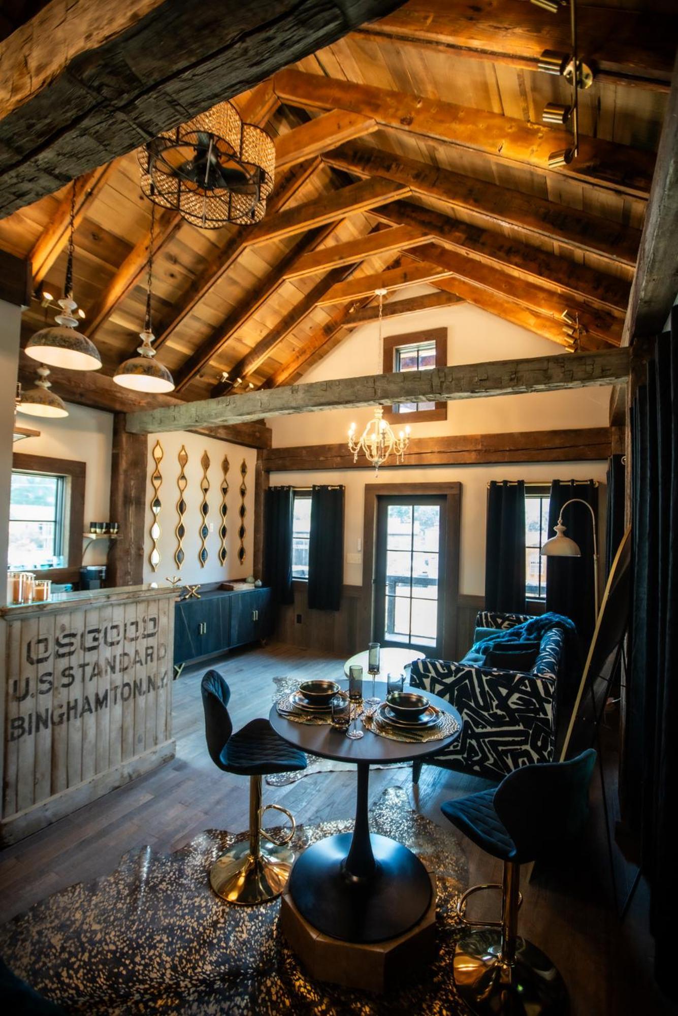 Barnwood Village 화이트 설퍼 스프링스 외부 사진