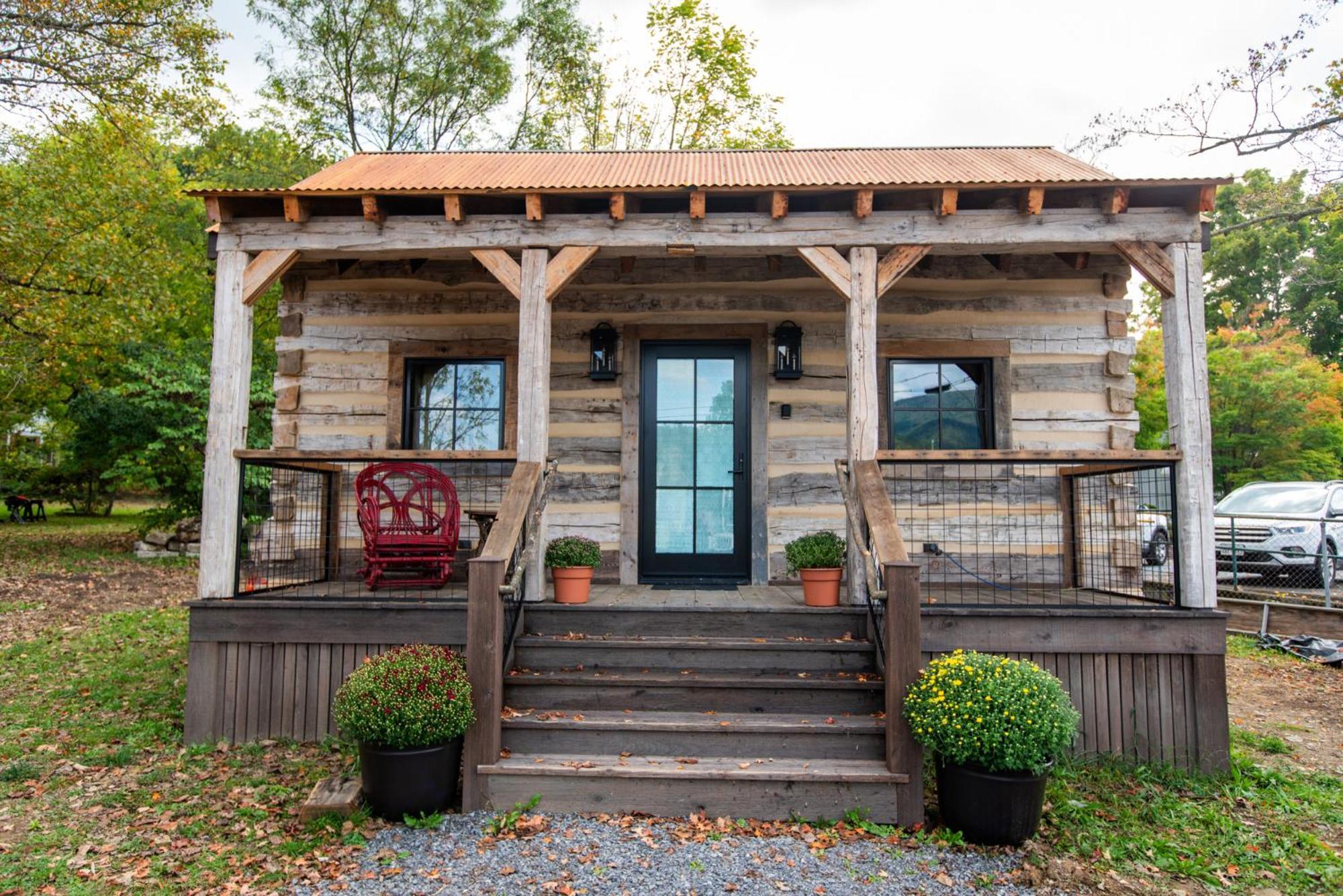 Barnwood Village 화이트 설퍼 스프링스 외부 사진